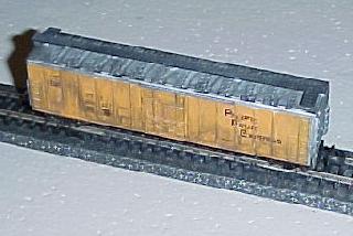 Weathered Boxcar (15kb)